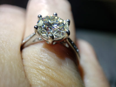 Moissanite 2 carat with pave side bands